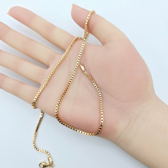 "Rose Gold Plated Square Link Chain Necklace for Women – 48cm, XPNL0114 - Picture 12 of 12